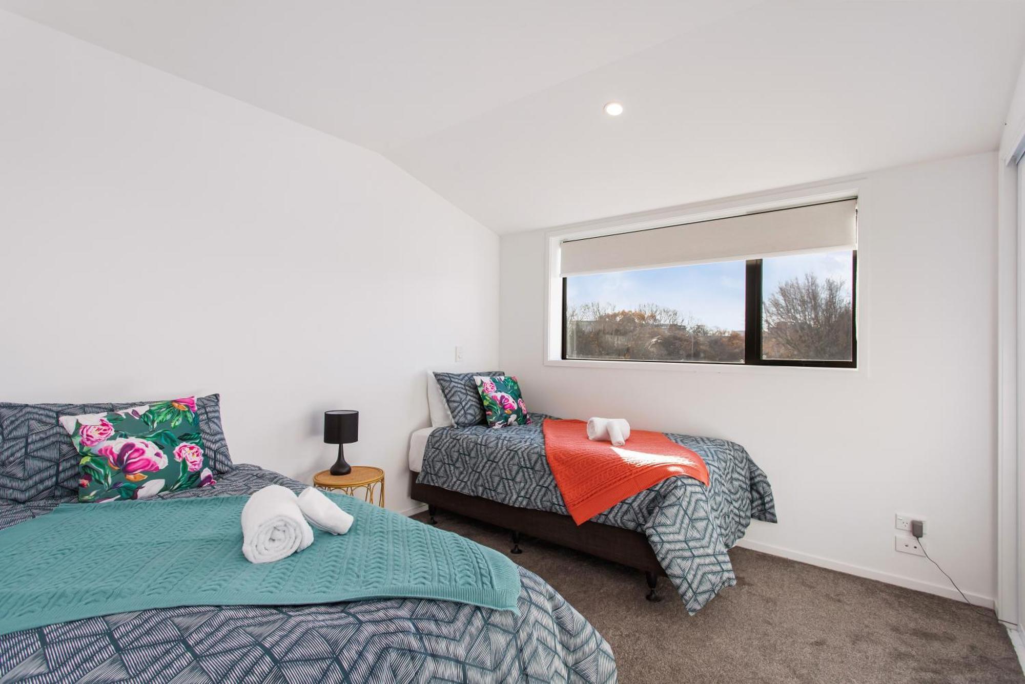 Penthouse Apartment Scenic Views-Spacious 2Br Κράισττσερτς Εξωτερικό φωτογραφία